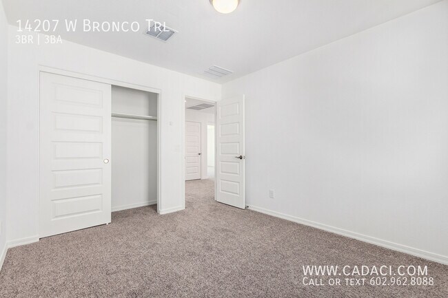Building Photo - 14207 W Bronco Trl