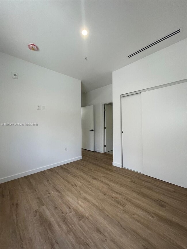 Building Photo - 85 NE 55th St