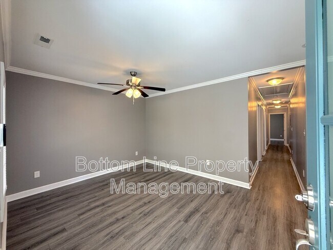 Building Photo - 1216 Jackson Rd