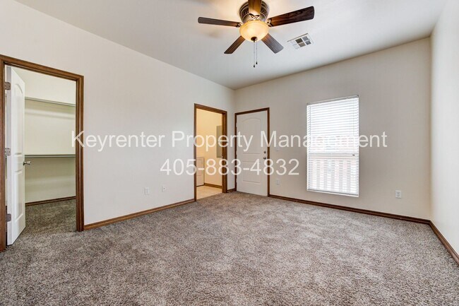 Building Photo - !!50 Percent off your 1st Months Rent!! Spacious 1BD/1BTH Apartment with a Private Balcony in the...