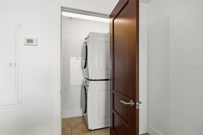 Building Photo - 111 N 12th St