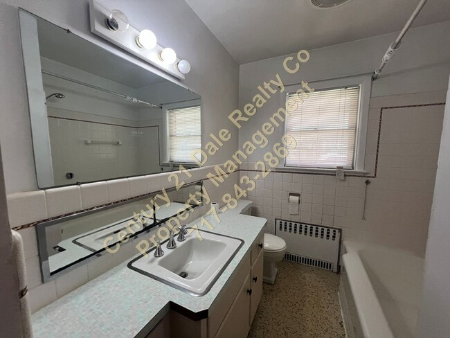 Building Photo - 3 BR, 3 Bath home in Red Lion School District