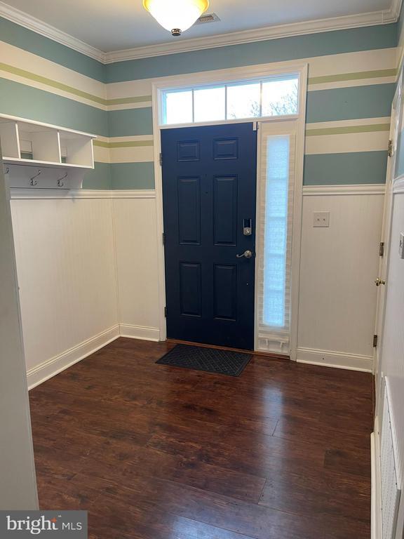 Building Photo - 231 Wilmore Dr