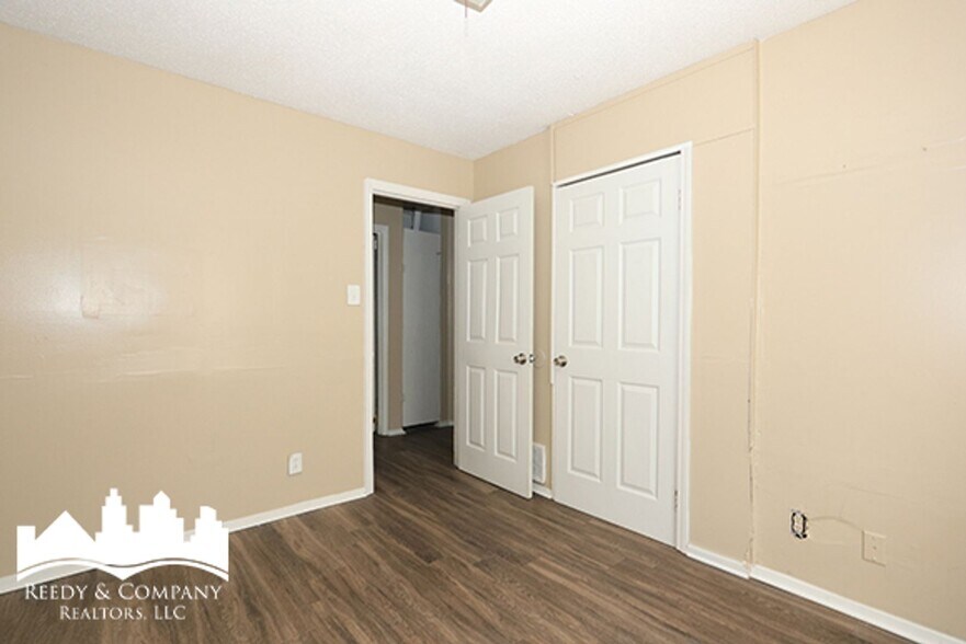 Building Photo - 416 Carbon Cove