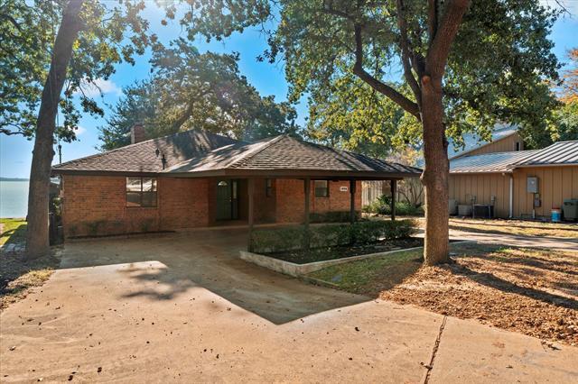 Building Photo - 1006 Beverly Cir