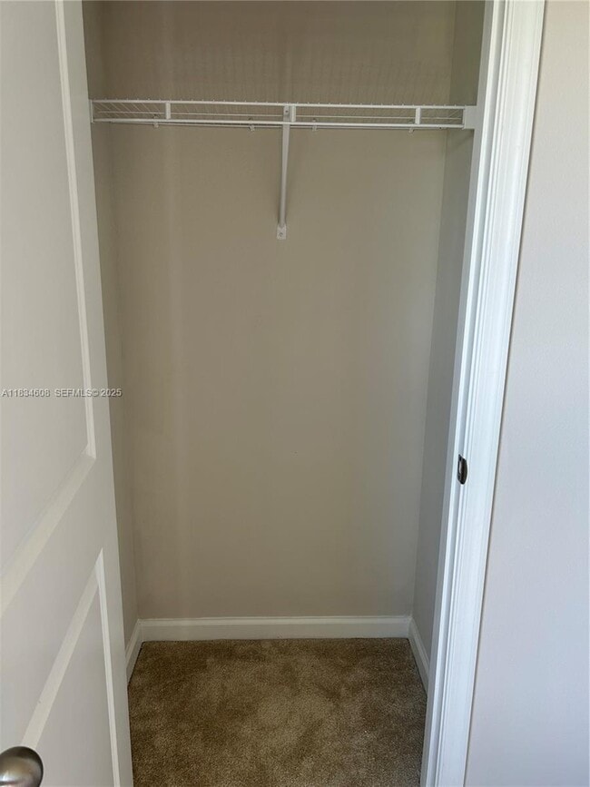 Building Photo - 217 Raspberry Rd