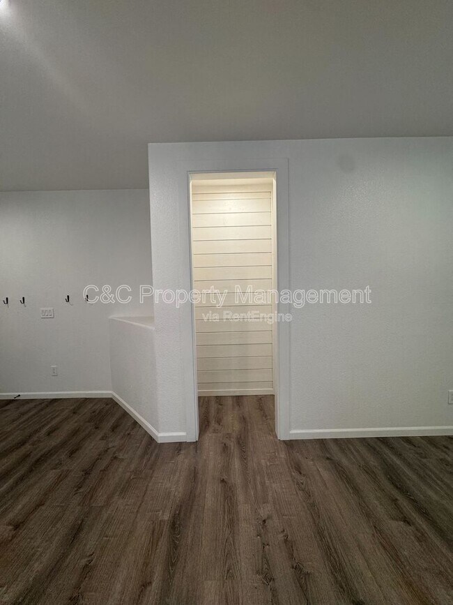 Building Photo - 5470 Gold Creek Cir