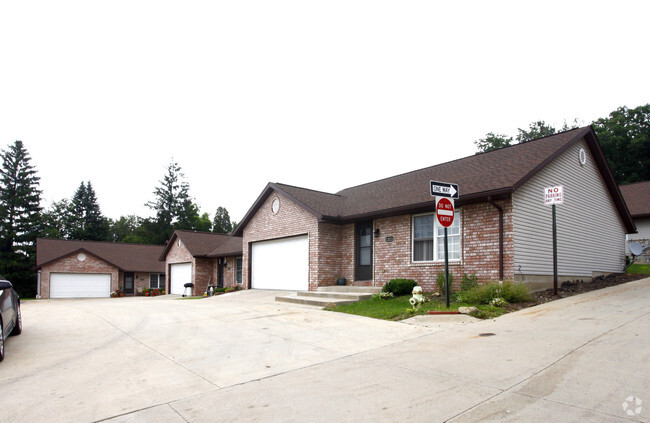 1289 Brownstone Ave - 1289-1327 Brownstone Ave
