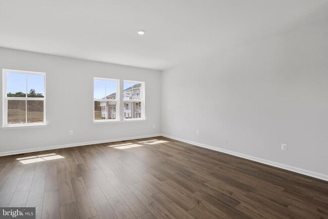 Building Photo - 133 Kinkade Ct