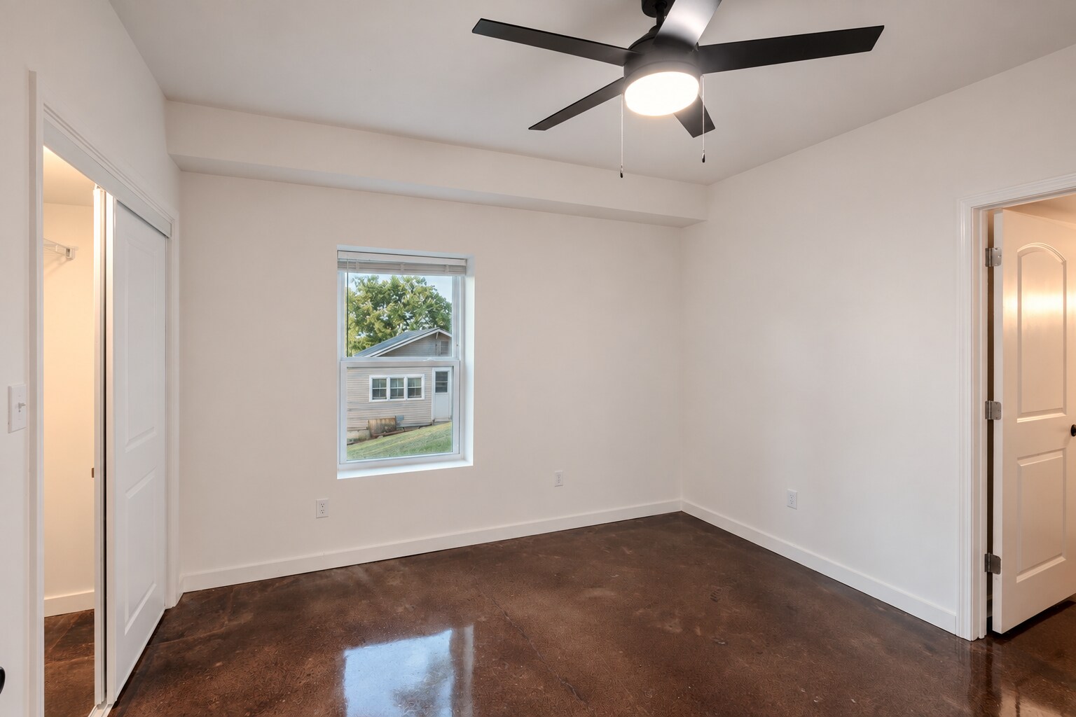 Building Photo - 1621 Fremont Pl