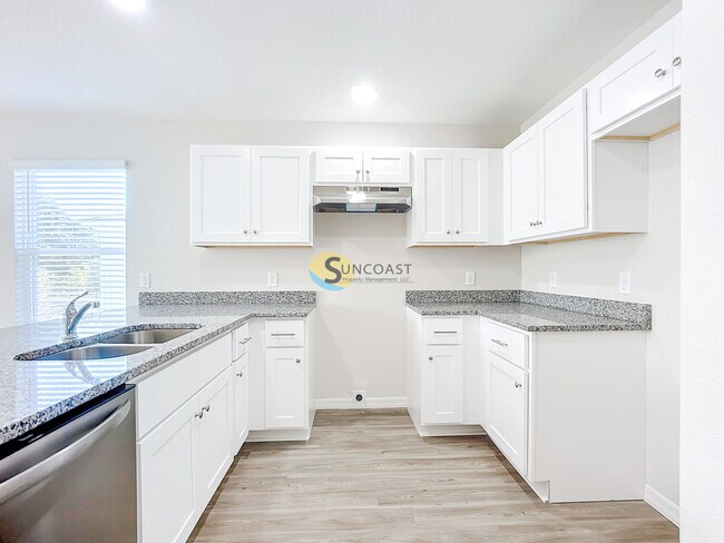 Building Photo - 11479 Oakfield Ct