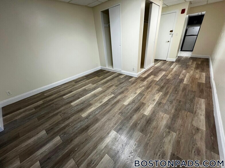 Building Photo - 62 Boylston St