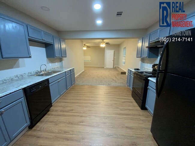 Building Photo - 131 S 2nd St