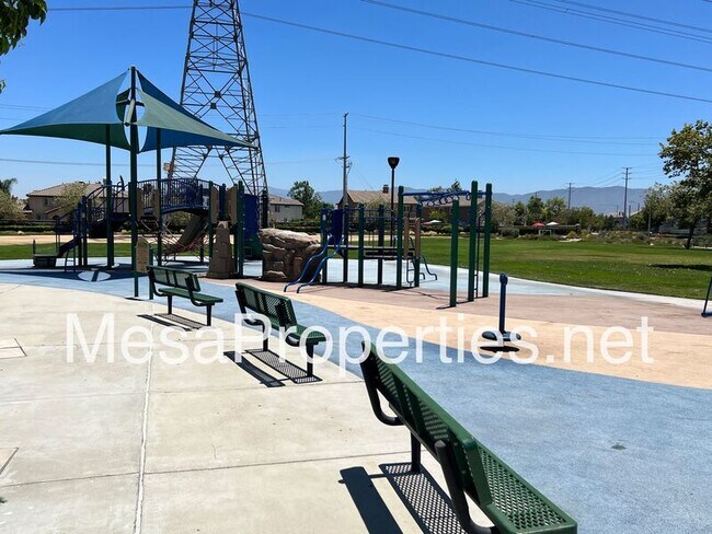 Building Photo - 6646 Whitewell Rd