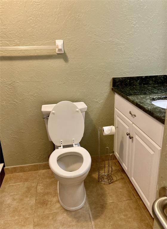 Building Photo - 304 47th Ave Dr W