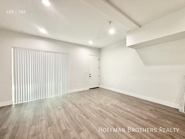 Building Photo - 6905 Ben Ave