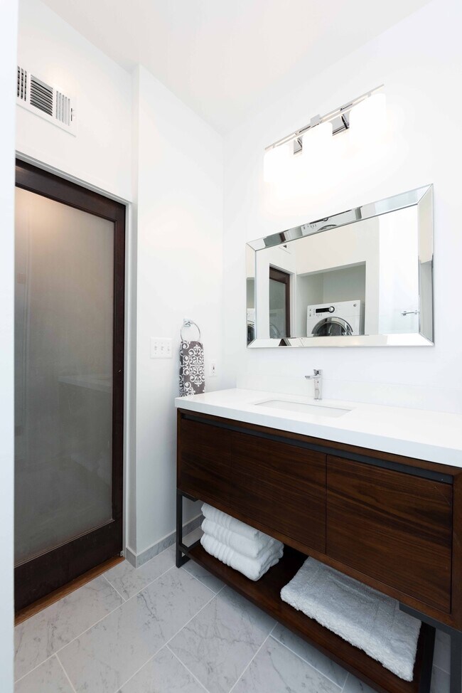 Building Photo - 1771 Church St NW