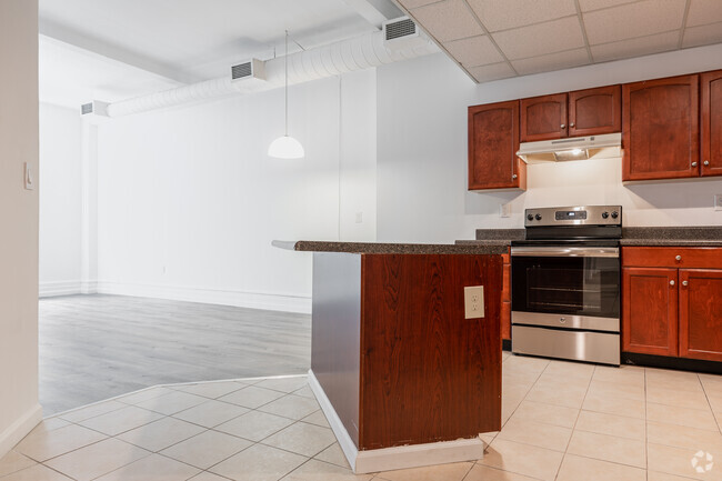 2 BR - 1,107SF - Clinton Street Lofts