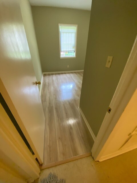 Small back bedrm - 326 S Prentiss St