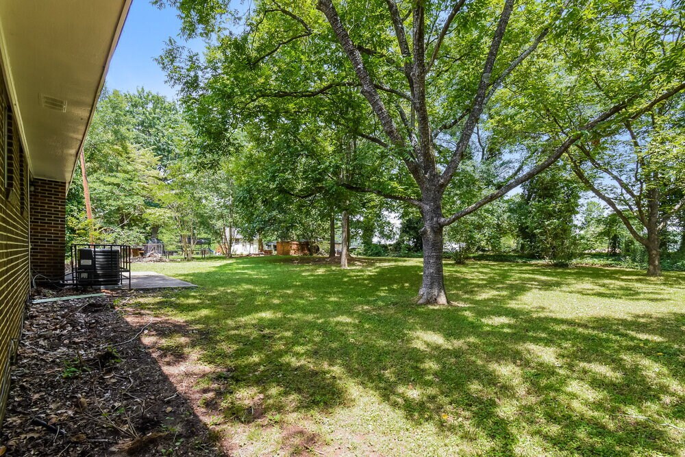 Building Photo - 4212 Plumtree Way