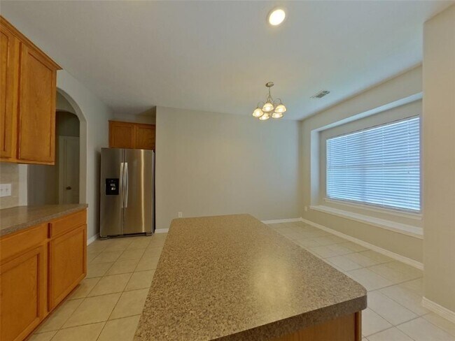 Building Photo - 28818 Hidden Cove Dr