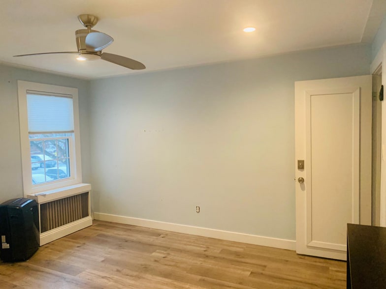 Building Photo - 5106 Columbia Pike