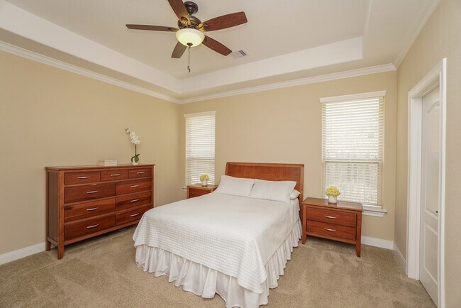 Building Photo - 6115 Sawland Dr