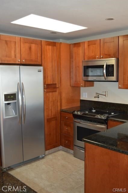 Building Photo - 33938 Alcazar Dr