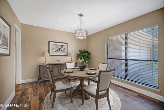 Building Photo - 4401 Cypress Creek Dr