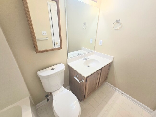 Building Photo - 1009 Friar Tuck Ct