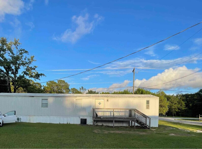 Building Photo - 302 SC-302