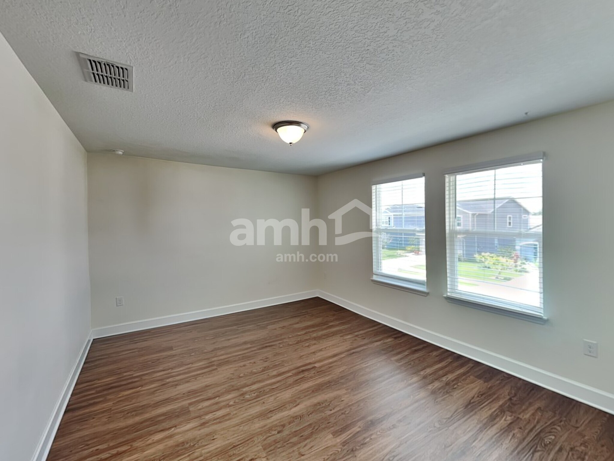 Building Photo - 4832 Reisswood Loop
