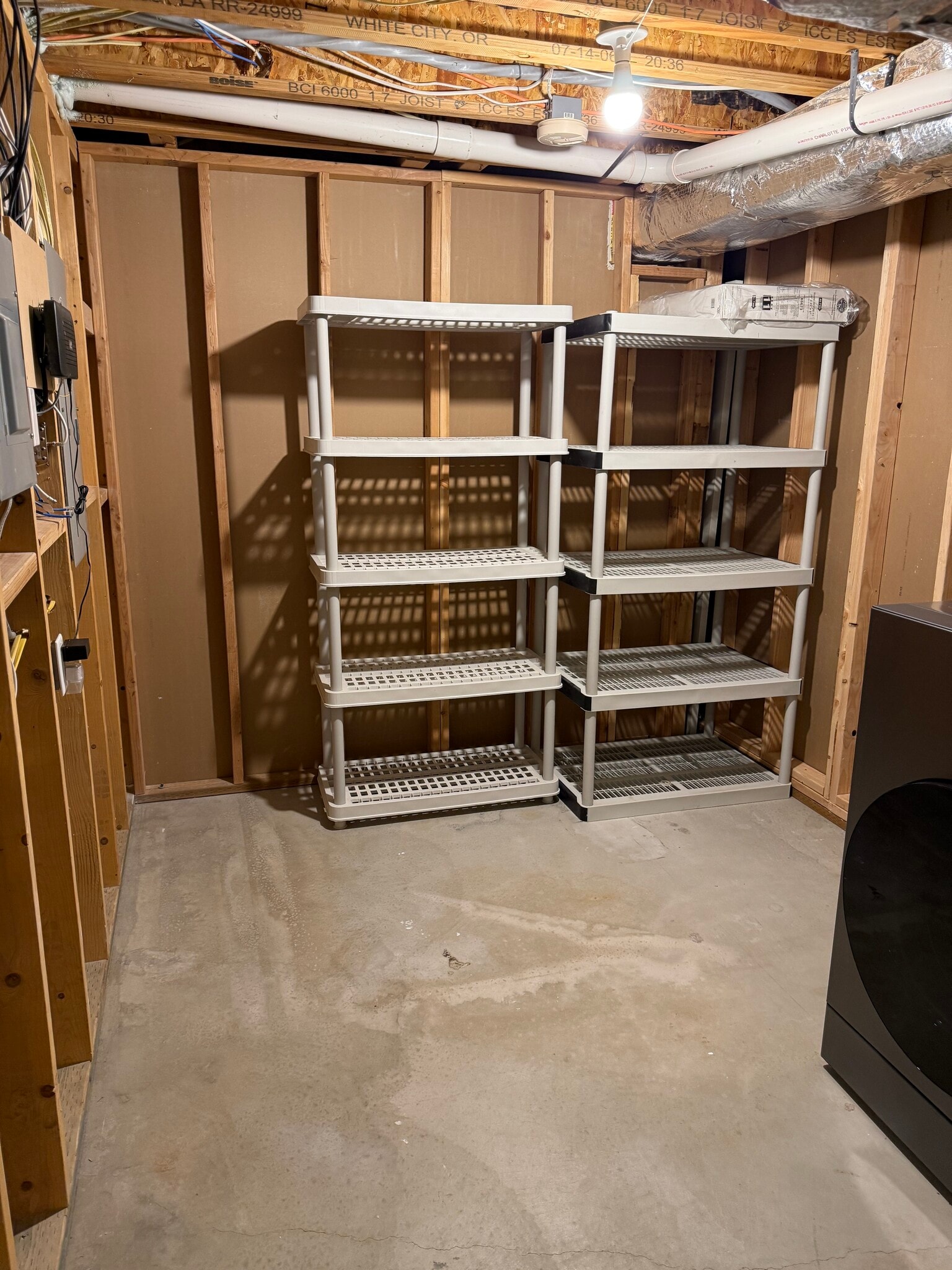 Building Photo - 1213 E St Josephs St