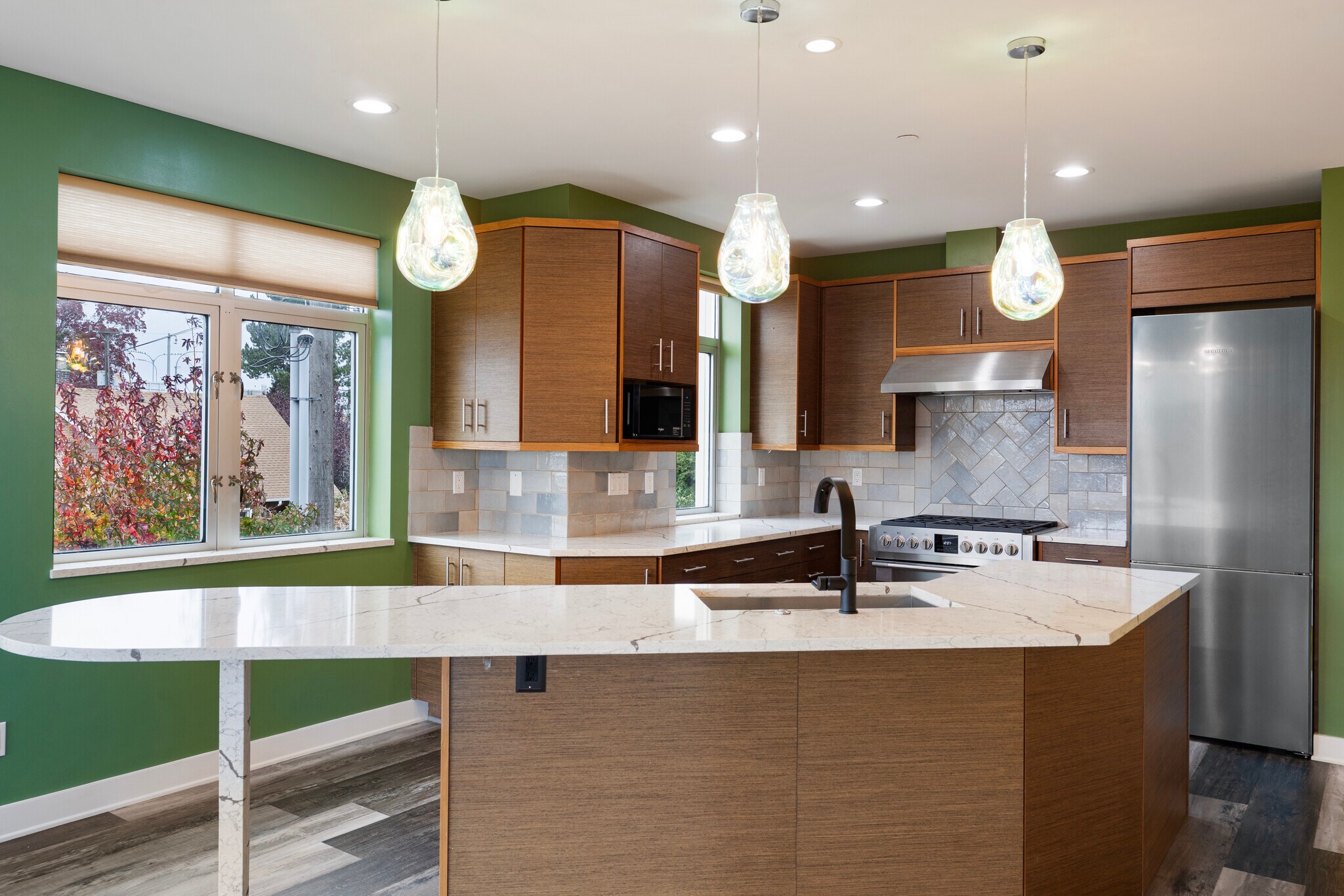 Building Photo - 2731 Boylston Ave E