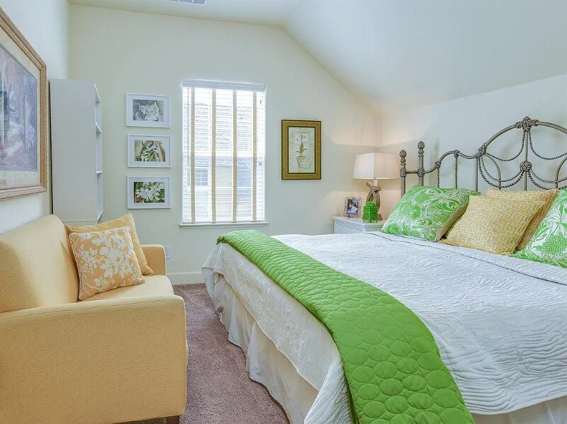 Building Photo - 1024 Provence Village Dr