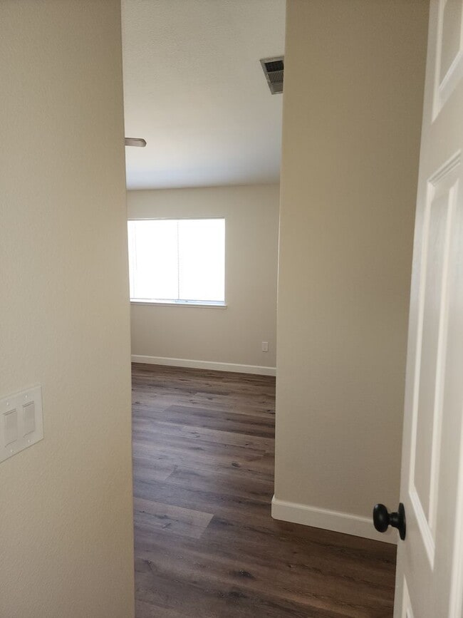 Building Photo - Salida 3 bedroom 2 bathroom