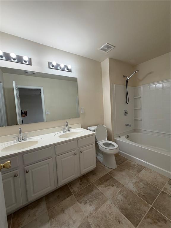 Building Photo - 2241 Landing Ridge Dr