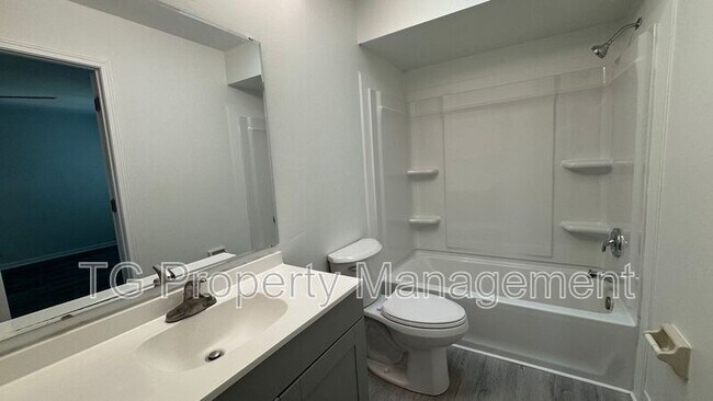 Building Photo - 8342 Century Point Dr N