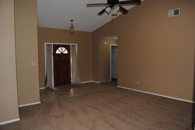 Building Photo - 9400 Huntsman Oak Ct