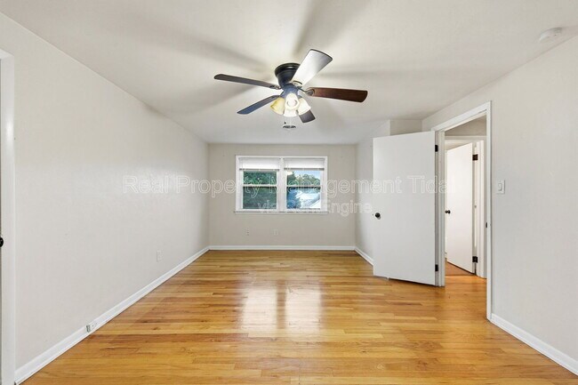 Building Photo - 41 Wendfield Cir