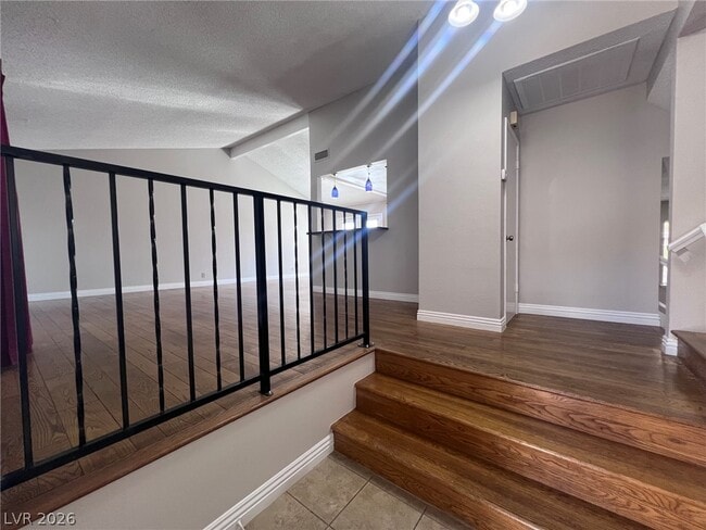 Building Photo - 3850 S Spitze Dr