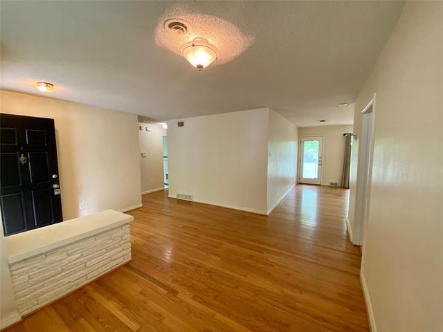 Building Photo - 10457 Solta Dr