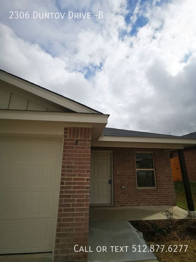 Building Photo - 2306 Duntov Dr