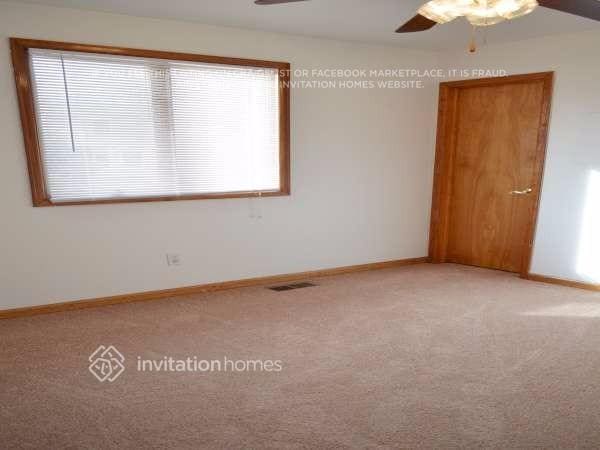 Building Photo - 4816 S Pitkin Way