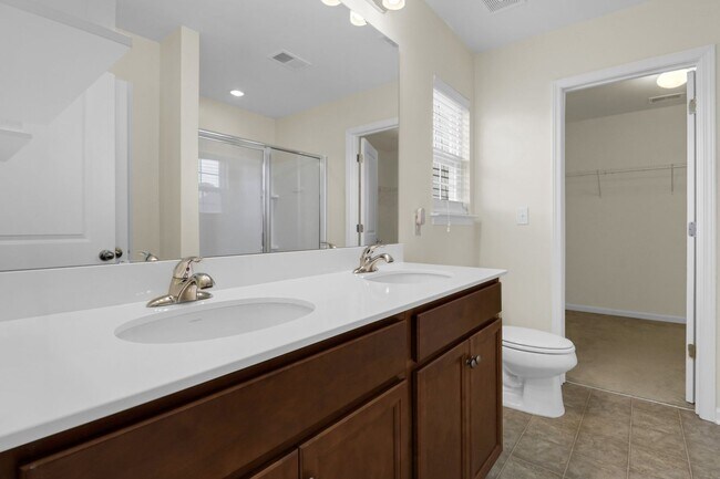Building Photo - Modern Comfort & Easy Living in Ladson