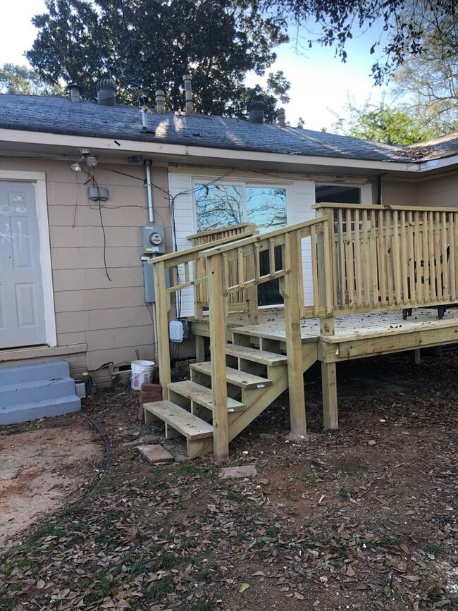 Building Photo - Be the First to Enjoy this Remodeled Jem