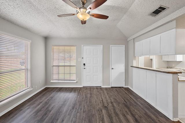 Building Photo - 352 Spring Branch Ln