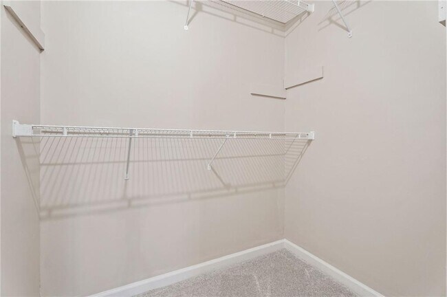 Building Photo - 4930 Heritage Trace Ct