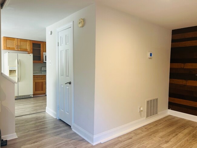 Building Photo - 13513 Demetrias Way