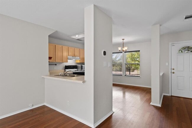 Building Photo - 1512 Curameng Cove